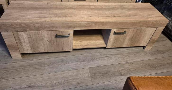 Mooie TV Kast / Dressoir, Huis en Inrichting, Kasten | Televisiemeubels, Zo goed als nieuw, Minder dan 100 cm, 100 tot 150 cm