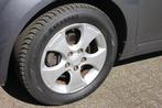 Kia Venga 1.4 CVVT X-ecutive, airco, trekhaak, prachtige aut, Voorwielaandrijving, Euro 5, Gebruikt, 4 cilinders