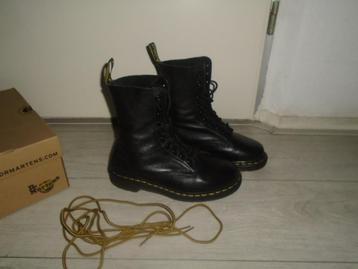 Dr Martens Air Wair Original Leer Laarzen mt 39 Extra Veters beschikbaar voor biedingen