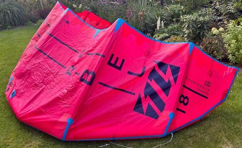 North Rebel 8+11m 2017, Watersport en Boten, Kitesurfen, Gebruikt, Kitesurf-set, 8 m², Geen board, Ophalen