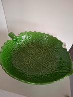 Grote Koolblad Schaal - Decoratief, Gebruikt, Porselein of Keramiek, Schaal, Ophalen of Verzenden