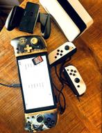 Te koop: Nintendo Switch OLED + Hori Split Pad + Mario Kart, Ophalen of Verzenden, Zo goed als nieuw, Met 1 controller, Switch OLED