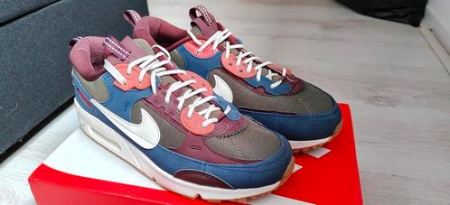 Nike air max 90 future Olive maat 41, Kleding | Heren, Schoenen, Zo goed als nieuw, Sneakers of Gympen, Overige kleuren, Ophalen