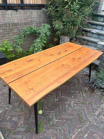 Dutchbone Alagon eettafel 1m80 beschikbaar voor biedingen