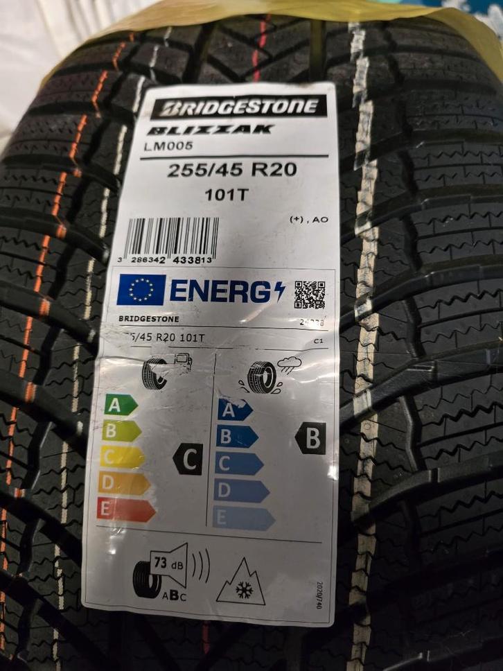 Bridgestone Blizzak LM005 premium winterband 2 stuks, Auto-onderdelen, Banden en Velgen, Band(en), Winterbanden, 20 inch, 255 mm