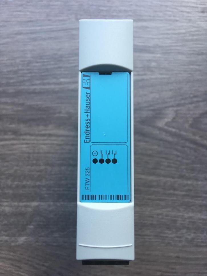 Endress+Hauser FTW325-B2A1A Niveaubewakingsrelais, Hobby en Vrije tijd, Elektronica-componenten, Gebruikt, Ophalen of Verzenden