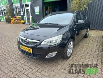 Scherm links-voor van een Opel Astra (GBG) beschikbaar voor biedingen