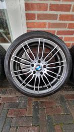 BMW-style velgen 18" met 4 goede Bridgestone Turanza banden, Banden en Velgen, Gebruikt, Personenwagen, 225 mm