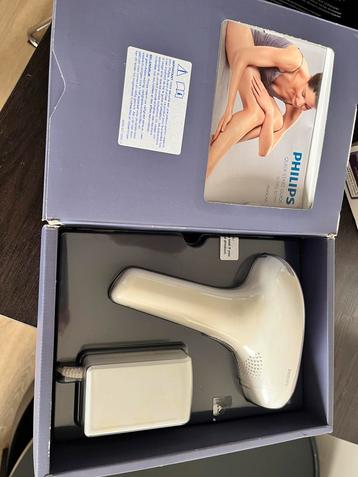 Philips Lumea Essential IPL Ontharingssysteem beschikbaar voor biedingen
