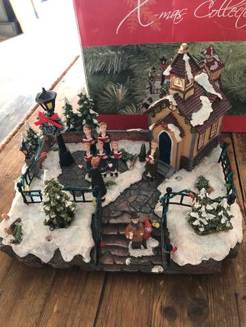 Kersttafereel met Kerk en Zangers beschikbaar voor biedingen