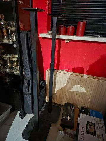 Speakerstandaards - Zo goed als nieuw! beschikbaar voor biedingen