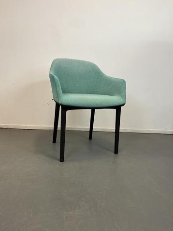3 Vitra Soft Shell groen    Ronan & Erwan Bouroullec beschikbaar voor biedingen
