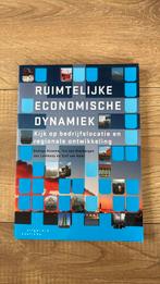 Oedzge Atzema - Ruimtelijke economische dynamiek (3e druk), Ophalen of Verzenden, Zo goed als nieuw, Oedzge Atzema; Sjef van Hoof; Jan Lambooy; Ton van Rietbergen