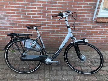 Zo goed als nieuw! Gazelle Orange C8 damesfiets 53cm 8versn beschikbaar voor biedingen