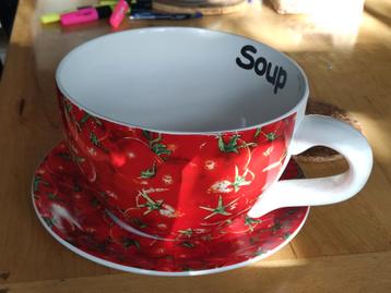 Grote Soepkom/Kop met Bord - Tomaat Design beschikbaar voor biedingen