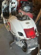 Vespa gts 125 belgishe voor loop of sloop, Fietsen en Brommers, Scooters | Vespa, Ophalen