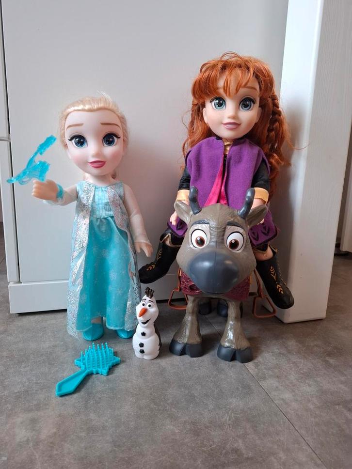 Elsa, Anna en sven poppen 35cm, Kinderen en Baby's, Speelgoed | Poppen, Zo goed als nieuw, Ophalen of Verzenden