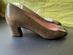 Elegante Leren Pumps - Gino Rossi Maat 37, Ophalen, Zo goed als nieuw, Beige, Pumps