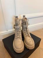 Uterque boots, Beige, Uterque, Lage of Enkellaarzen, Ophalen of Verzenden