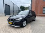 BMW X1 SDrive18d High Executive, Auto's, BMW, X1, Euro 5, Zwart, 4 cilinders