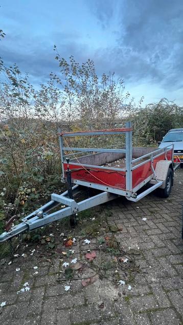 Aanhangwagen 220x130 – In nette staat | Nieuwe banden beschikbaar voor biedingen