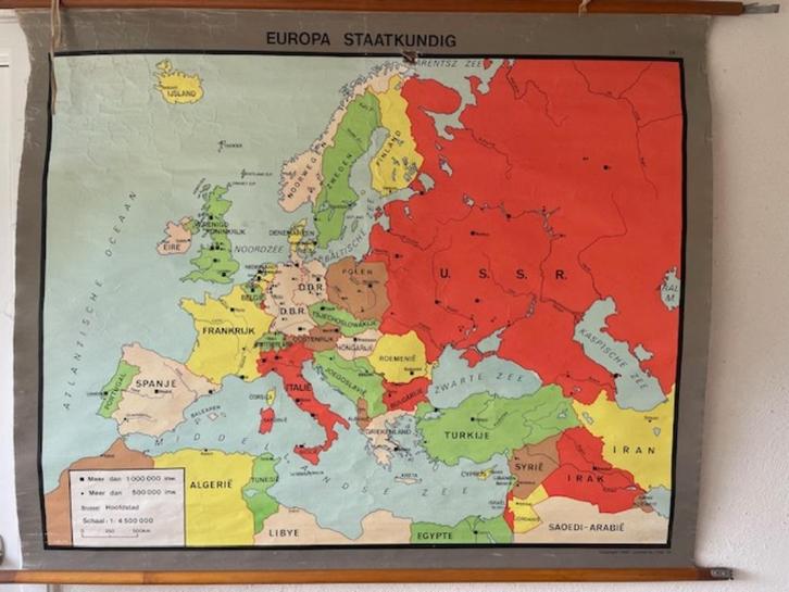 Schoolwandkaart Europa staatkundig, Antiek en Kunst, Antiek | Schoolplaten, Aardrijkskunde, Ophalen