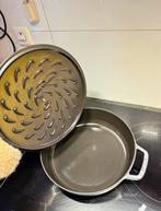 staub chistera hapjespan 28 cm, Ophalen, Zo goed als nieuw, Koekenpan of Braadpan