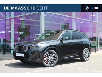 BMW iX1 eDrive20 High Executive M Sport Automaat / Panoramad beschikbaar voor biedingen