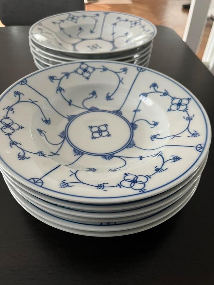 6 porseleinen diepe borden pasta/soepEisenberg DDR Saks Blau, Antiek en Kunst, Antiek | Servies los, Ophalen of Verzenden