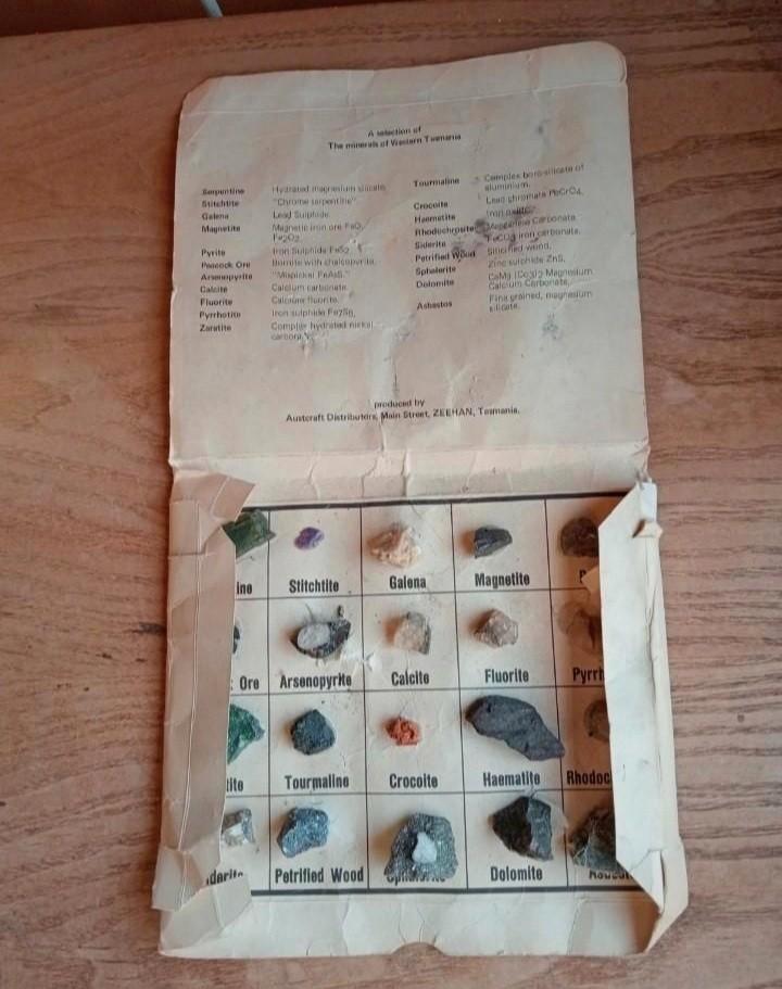 Vintage selectie van de mineralen van West-Tasmanië, Verzamelen, Mineralen en Fossielen, Mineraal, Ophalen of Verzenden
