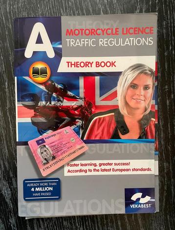 Theorie boek voor het motorrijbewijs ENGELS