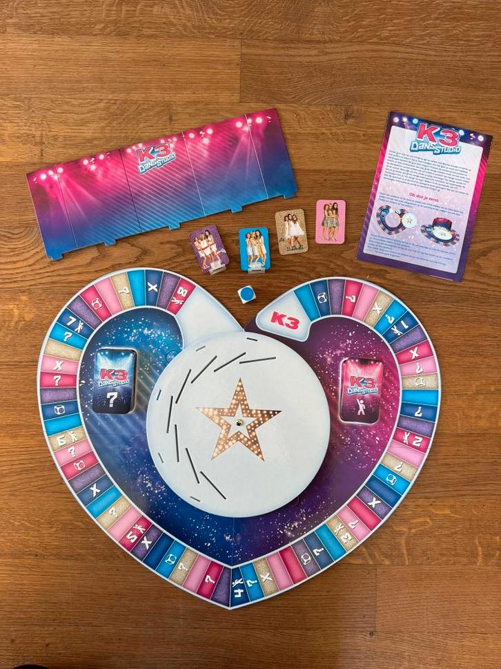 K3 Dansstudio, Hobby en Vrije tijd, Gezelschapsspellen | Bordspellen, Zo goed als nieuw, Een of twee spelers, Drie of vier spelers