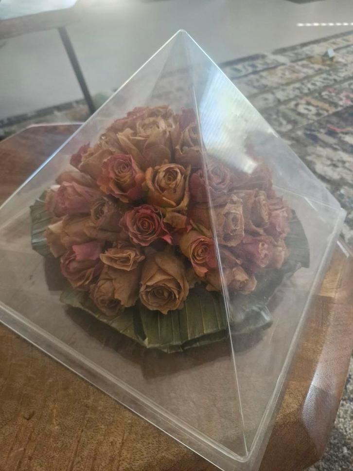 Gedroogd bruidsboeket, Huis en Inrichting, Woonaccessoires | Droogbloemen, Gebruikt, Ophalen