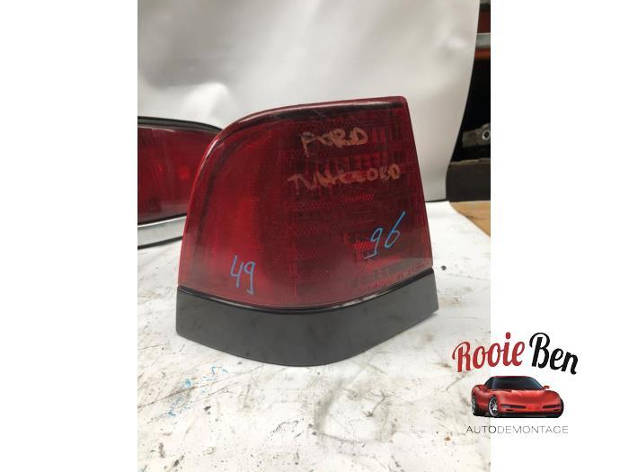 Achterlicht links van een Ford Usa Thunderbird, Gebruikt, -, -, Ophalen of Verzenden