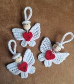 3 kerstboomhangers engeltjes vlinders wit met rood hartje, Ophalen of Verzenden, Nieuw