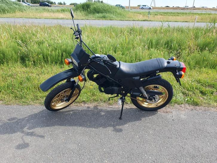 Aan ieder die van aandacht houdt ;), Fietsen en Brommers, Brommers | Honda, MT, Ophalen