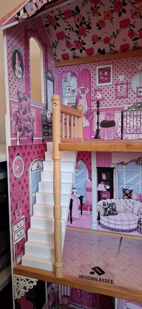 Prachtig zeer mooi poppenhuis, Kinderen en Baby's, Speelgoed | Buiten | Speelhuisjes, Zo goed als nieuw, Hout, Ophalen of Verzenden