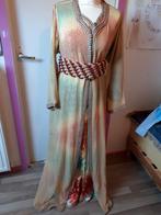 Takchita Organza met Riem, Maat 38/40 (M), Huwelijk, Ophalen of Verzenden, Kleding