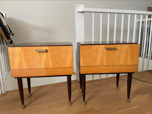 2 vintage nachtkastjes (Scandinavisch design), Huis en Inrichting, Slaapkamer | Nachtkastjes, Gebruikt, 55 tot 70 cm, Hout, Ophalen