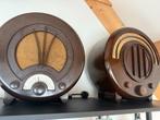 Tk: 2 ronde radio's bakeliet spelend en zonder schade, Antiek en Kunst, Antiek | Tv's en Audio, Ophalen of Verzenden