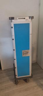 Vliegtuig Trolley, Ophalen, Zo goed als nieuw