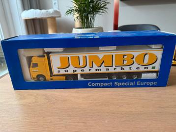 Volvo Jumbo modelvrachtwagen beschikbaar voor biedingen