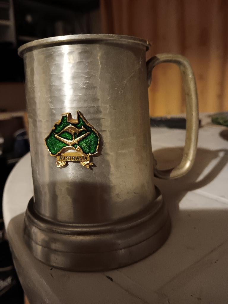 vintage/antieke tinne bierpul met geëmailleerd logo, Antiek en Kunst, Antiek | Tin, Ophalen