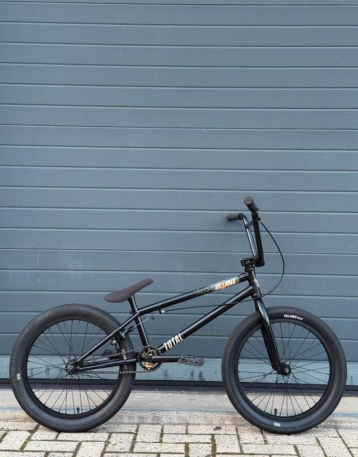 BMX TOTAL KILLABEE 20.5” stuntfiets 20 inch met remmen pegs, Fietsen en Brommers, Fietsen | Crossfietsen en BMX, Zo goed als nieuw