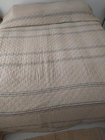Clayre & Eef, Plaid/Sprei, zandkleur beschikbaar voor biedingen