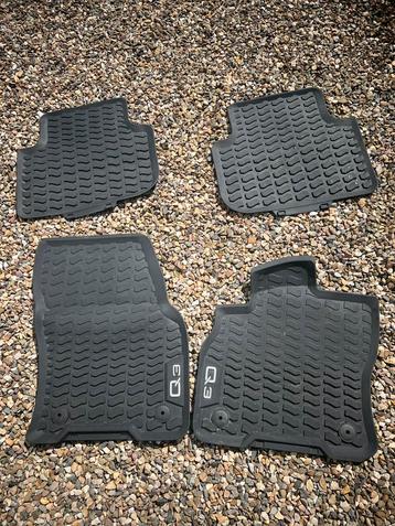 AUDI Q3 rubberen automatten 4 stauto matten rubber (2020) beschikbaar voor biedingen