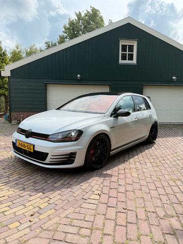 Volkswagen Golf GTI Performance 2015 320PK Stage 2 zeer netj beschikbaar voor biedingen