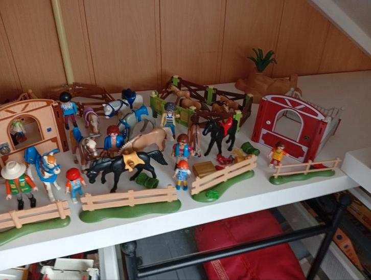 Playmobil Paardenboerderij met veel accessoires, Kinderen en Baby's, Speelgoed | Playmobil, Gebruikt, Complete set, Ophalen of Verzenden