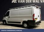 Peugeot Boxer 2.2 BlueHDi 141pk L2H1 Euro6 Airco | Navigatie, Auto's, Wit, Bedrijf, Lease, 141 pk