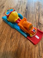 V-tech Toet toet lanceerbaan met raceauto, Ophalen of Verzenden, Zo goed als nieuw, 2 tot 4 jaar
